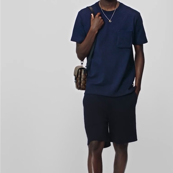 Louis Vuitton Macassar S Lock Vertical Wearable Wallet Black - Picture 9 of 12